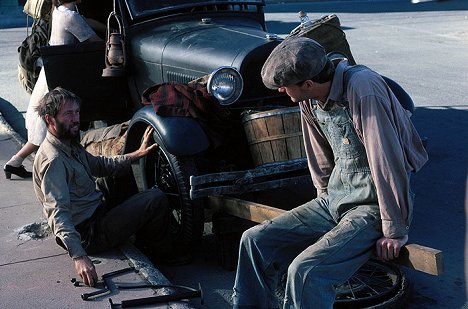 David Carradine, Randy Quaid - Bound for Glory - Photos