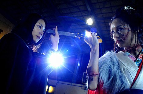 Yukie Kawamura, Eri Otoguro - Vampire Girl vs Frankenstein Girl - Kuvat elokuvasta
