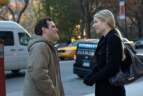 Joaquin Phoenix, Gwyneth Paltrow - Two Lovers - Photos