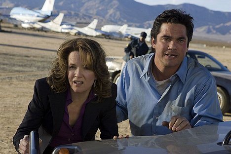 Lea Thompson, Dean Cain - Final Approach - Van film