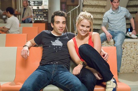 Jay Baruchel, Alice Eve - She's Out of My League - Photos
