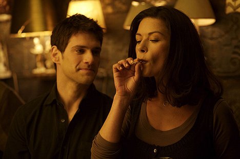 Justin Bartha, Catherine Zeta-Jones - The Rebound - Photos