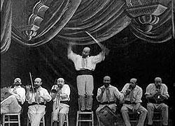 Georges Méliès - The One-Man Band - Photos