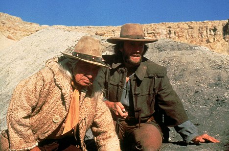 Chief Dan George, Clint Eastwood - The Outlaw Josey Wales - Van film