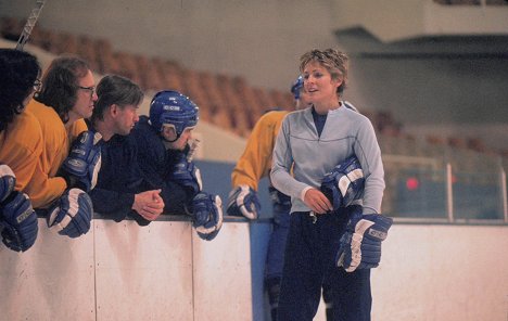 Jessica Steen - Slap Shot 2: Breaking the Ice - De la película