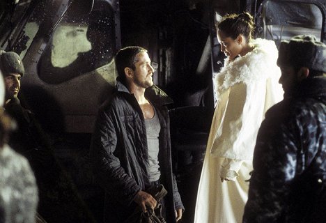 Gerard Butler, Angelina Jolie - Lara Croft Tomb Raider: La cuna de la vida - De la película