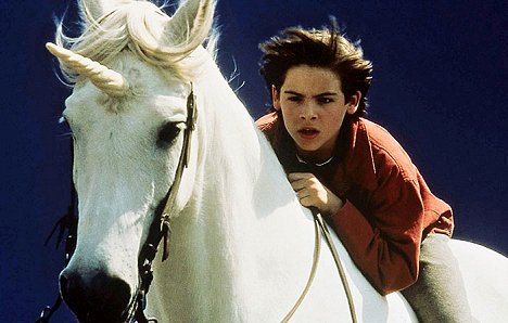 Kevin Zegers - Nico the Unicorn - Z filmu