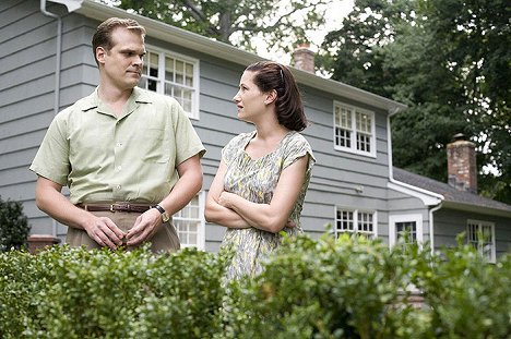 David Harbour, Kathryn Hahn - Nouzový východ - Z filmu