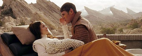Winona Ryder, Ben Cross - Star Trek - Kuvat elokuvasta