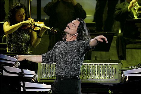 Yanni - Yanni Live! The Concert Event - Z filmu