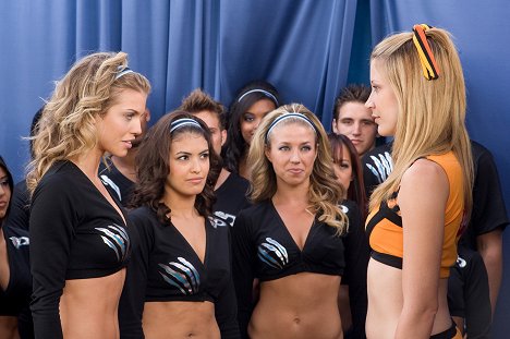 AnnaLynne McCord, Nicole Tubiola, Sarah Roemer - Guerra de cheerleaders - De la película