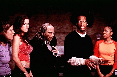 Tori Spelling, Kathleen Robertson, Chris Elliott, Marlon Wayans, Regina Hall - Scary Movie 2 - Photos