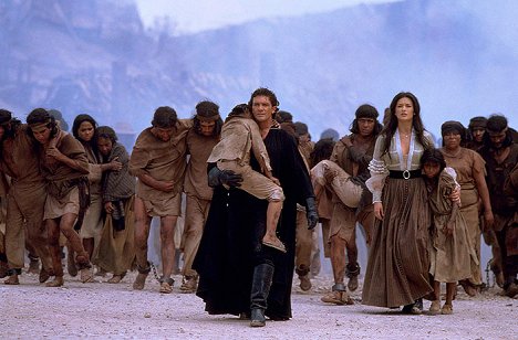 Antonio Banderas, Catherine Zeta-Jones - Zorron naamio - Kuvat elokuvasta
