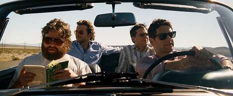Zach Galifianakis, Bradley Cooper, Ed Helms, Justin Bartha - Hangover - Filmfotos