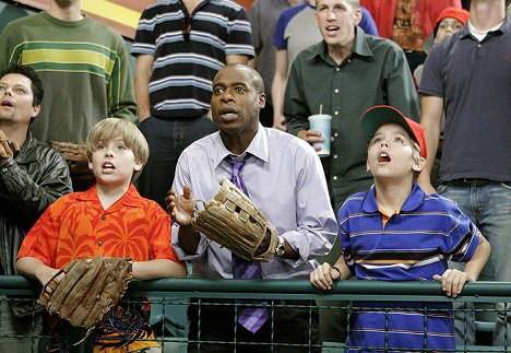 Dylan Sprouse, Phill Lewis, Cole Sprouse - The Suite Life of Zack and Cody - Photos