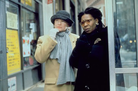 Dianne Wiest, Whoopi Goldberg - Cómo triunfar en Wall Street - De la película