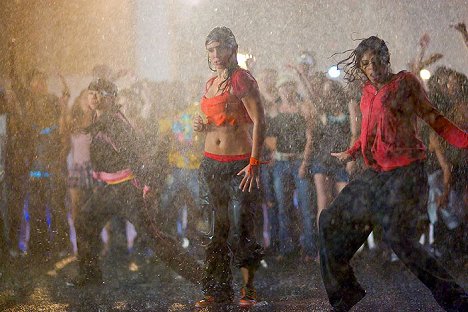 Briana Evigan, Danielle Polanco - Step Up 2 - Van film