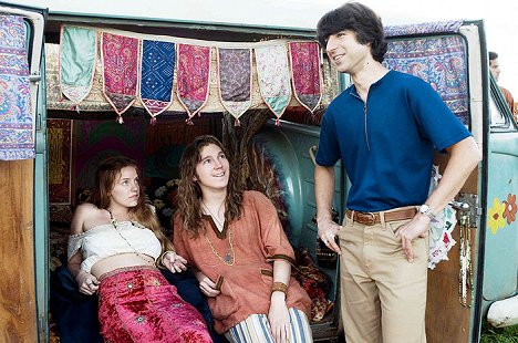 Kelli Garner, Paul Dano, Demetri Martin - Taking Woodstock - Photos