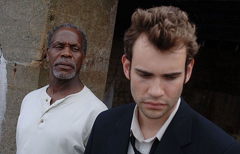 Danny Glover, Rossif Sutherland - Poor Boy's Game - Film