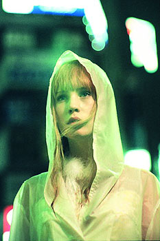 Chloé Winkel - Stratosphere Girl - De la película