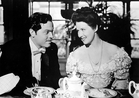 Orson Welles, Ruth Warrick - Citizen Kane - Photos