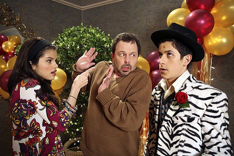 Selena Gomez, David Henrie - Wizards of Waverly Place - Photos