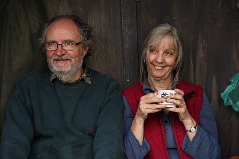 Jim Broadbent, Ruth Sheen - Another Year - Photos