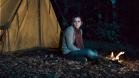 Emma Watson - Harry Potter e os Talismãs da Morte: Parte 1 - De filmes
