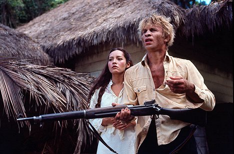 Barbara Carrera, Michael York - Ostrov doktora Moreaua - Z filmu