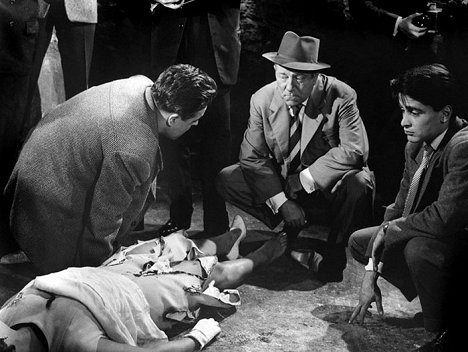 Jean Gabin, Maurice Sarfati - Maigret stellt eine Falle - Filmfotos
