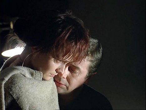 Adrianna Biedrzyńska, Janusz Gajos - Dekalog - Dekalog IV - Z filmu