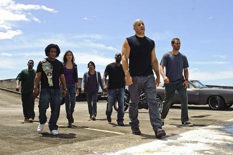Don Omar, Tego Calderón, Gal Gadot, Sung Kang, Tyrese Gibson, Vin Diesel, Paul Walker - Szybcy i wściekli 5 - Z filmu