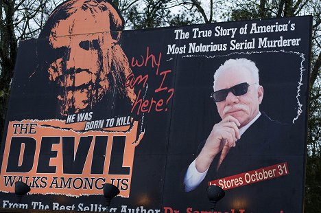 Malcolm McDowell - Halloween II - Photos