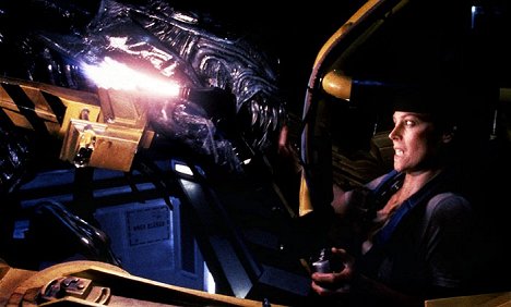 Sigourney Weaver - Aliens - Die Rückkehr - Filmfotos