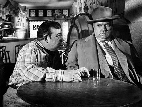 Akim Tamiroff, Orson Welles - Touch of Evil - Photos