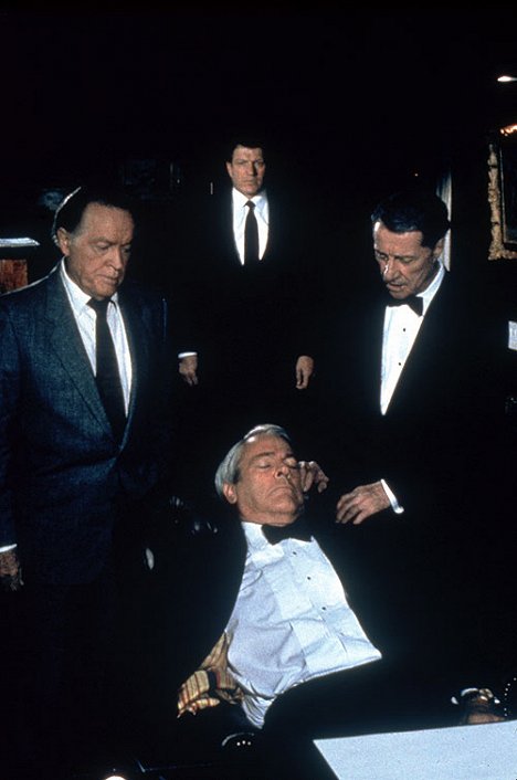 Bob Hope, Kevin McCarthy, Don Ameche - A Masterpiece of Murder - Photos