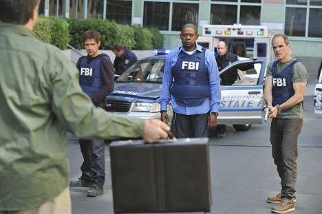 Matt Ryan, Forest Whitaker, Michael Kelly - Criminal Minds: Suspect Behavior - Photos