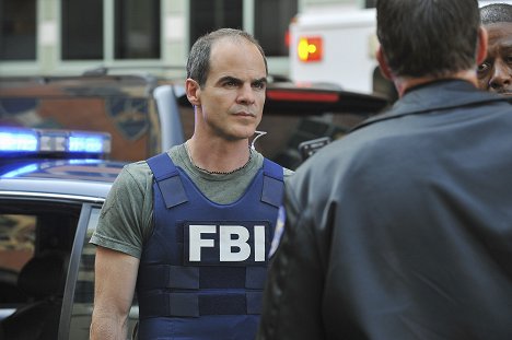 Michael Kelly - Criminal Minds: Suspect Behavior - Photos