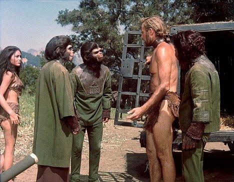 Linda Harrison, Kim Hunter, Roddy McDowall, Charlton Heston, Lou Wagner - Planet der Affen - Filmfotos