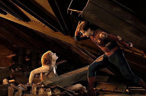 Kirsten Dunst, Tobey Maguire - Spider-Man 2 - Photos