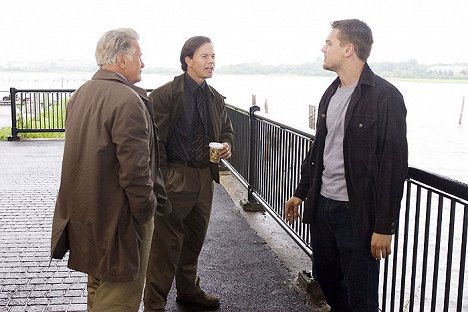 Martin Sheen, Mark Wahlberg, Leonardo DiCaprio - The Departed - Photos