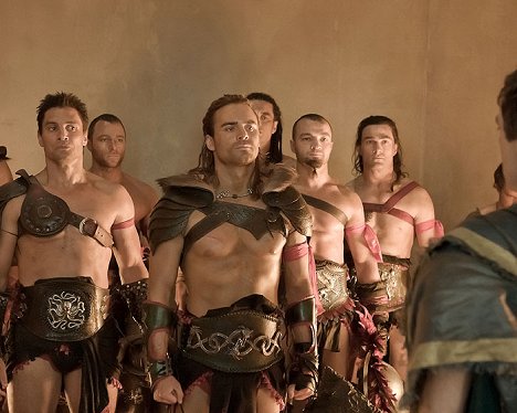 Manu Bennett, Dustin Clare, Nick E. Tarabay - Spartacus: Gods of the Arena - Photos