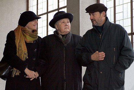 Taťjana Medvecká, Antonie Hegerlíková, Viktor Preiss - Oběti - Nevlastní bratr - De la película