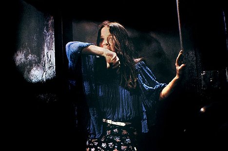 Elizabeth Berridge - Massacres dans le train fantôme - Film