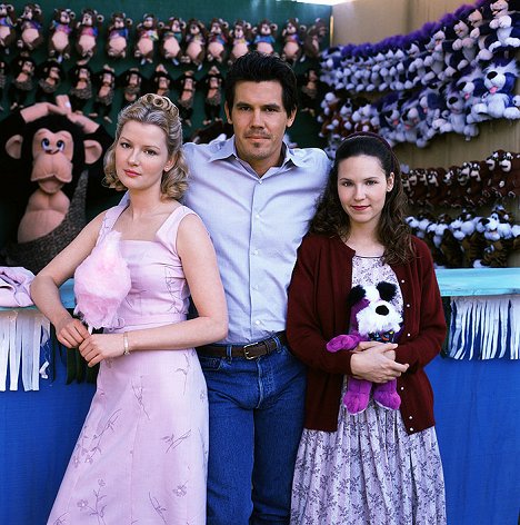 Gretchen Mol, Josh Brolin, Chad Morgan - Picnic - Werbefoto