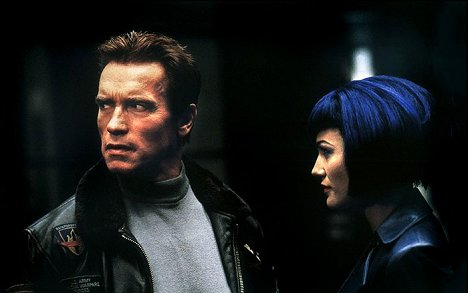 Arnold Schwarzenegger, Sarah Wynter