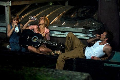 Steve Le Roi, Vahina Giocante, Nicolas Duvauchelle - Die Blonde mit entblößten Brüsten - Filmfotos