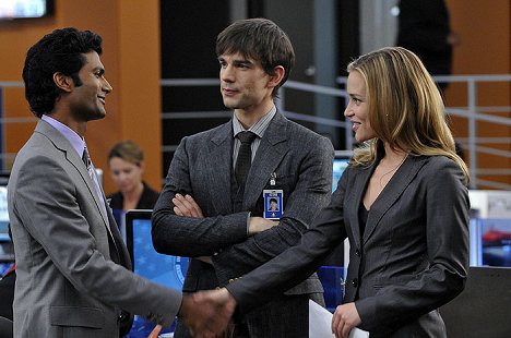 Sendhil Ramamurthy, Christopher Gorham, Piper Perabo - Covert Affairs - Do filme