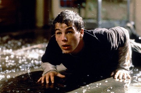 Josh Hartnett - The Faculty - Photos