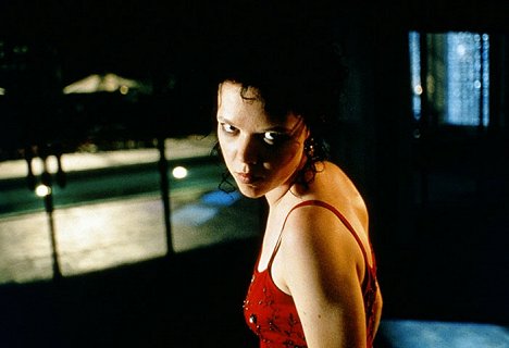 Emily Bergl - Carrie 2: Zúrivosť - Z filmu